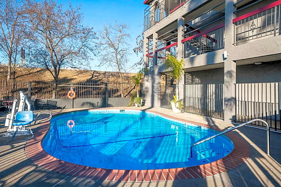 Red Roof Inn Stockton