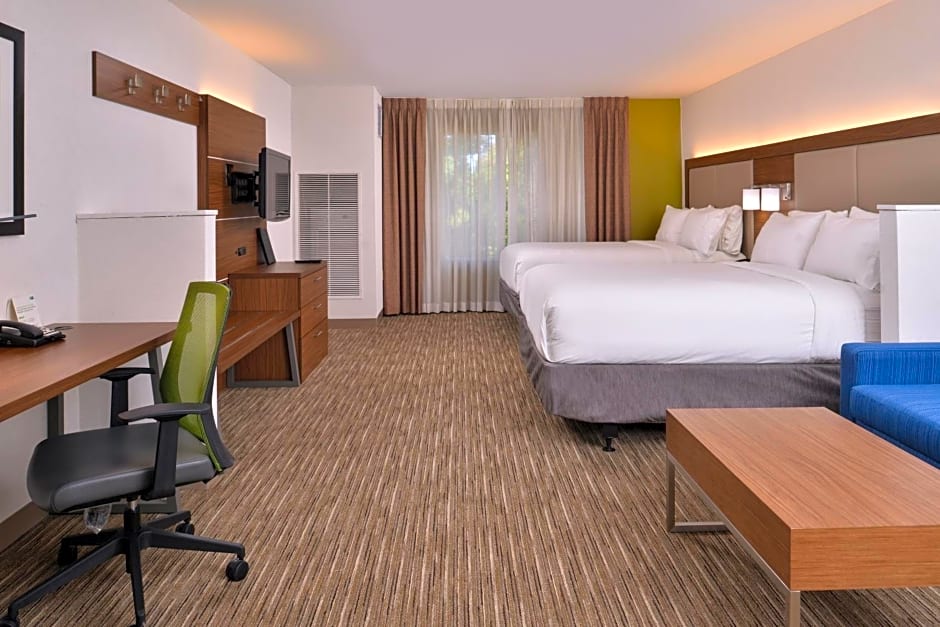 Holiday Inn Express & Suites Lacey  Olympia By IHG