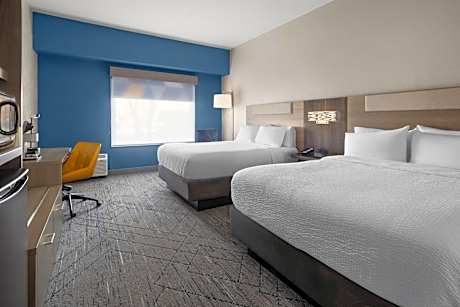 Queen Room with Two Queen Beds - Hearing Accessible/Non-Smoking