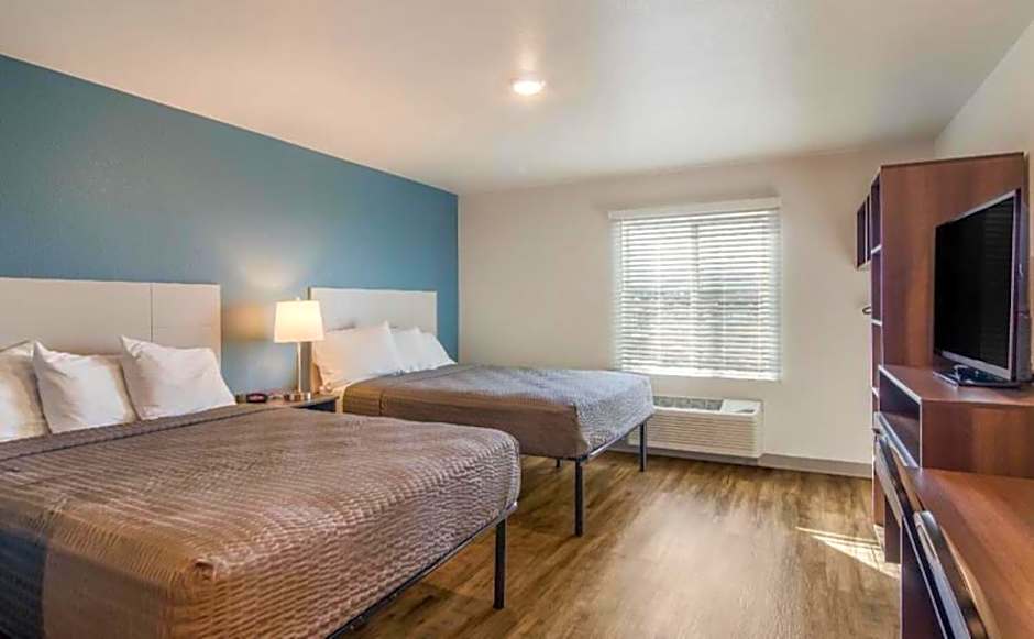 WoodSpring Suites Denver Commerce City