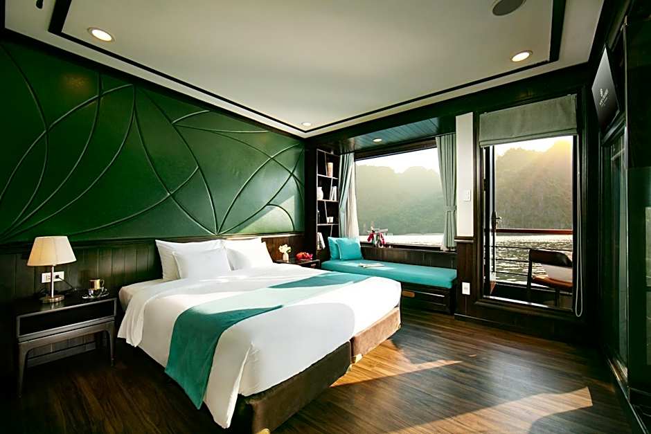 Photo 1 of 7 of Deluxe, Balcony