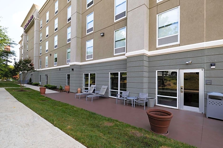 Hampton Inn By Hilton And Suites Greensboro/Coliseum Area, Nc