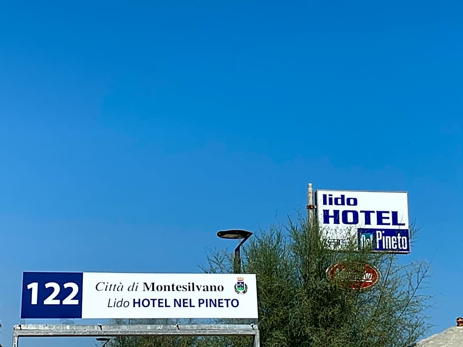 Hotel Nel Pineto
