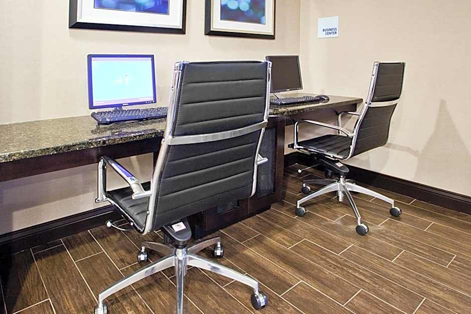 Holiday Inn Express Hotel & Suites Buford NE - Lake Lanier Area By IHG