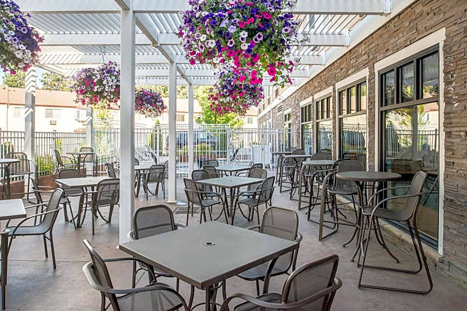 Holiday Inn Express Hotel & Suites Coeur DAlene I-90 Exit 11 By IHG