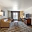 Cobblestone Hotel & Suites - De Pere