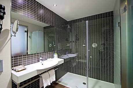 Executive Room (1 King Bed)