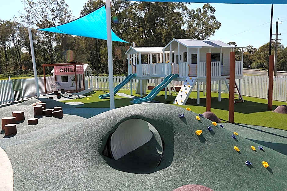 Alexandra Hills Hotel