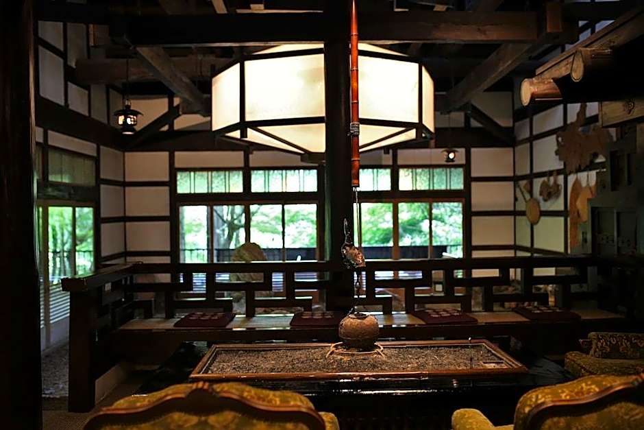 Momijiya Bekkan Kawa No Iori Ryokan