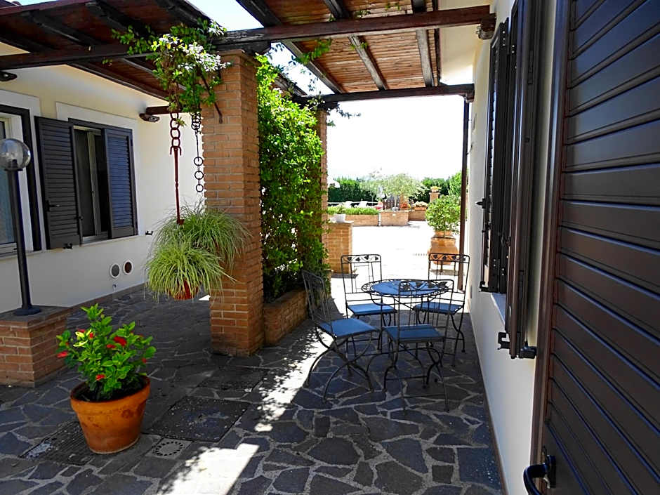 Residence Terra Dei Santi Country House