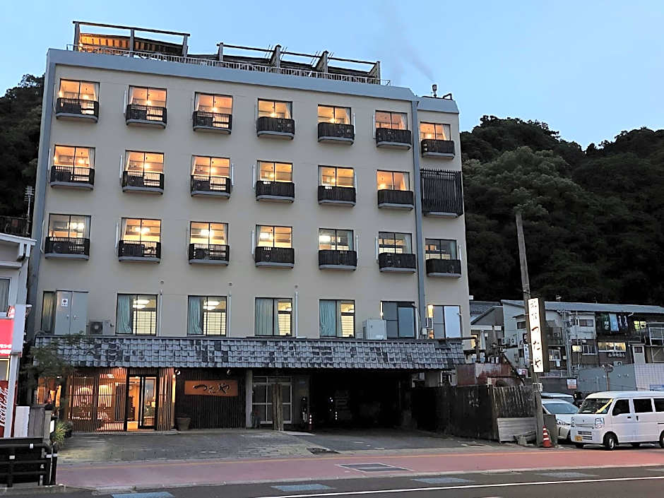 Tsutaya Ryokan