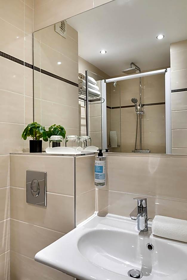 Hotel Axotel Lyon