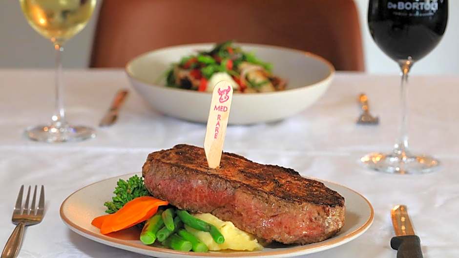 Coachman Hotel Motel