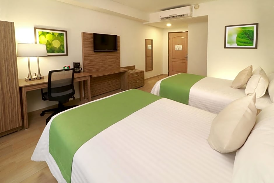 Wyndham Garden Monterrey Valle Real