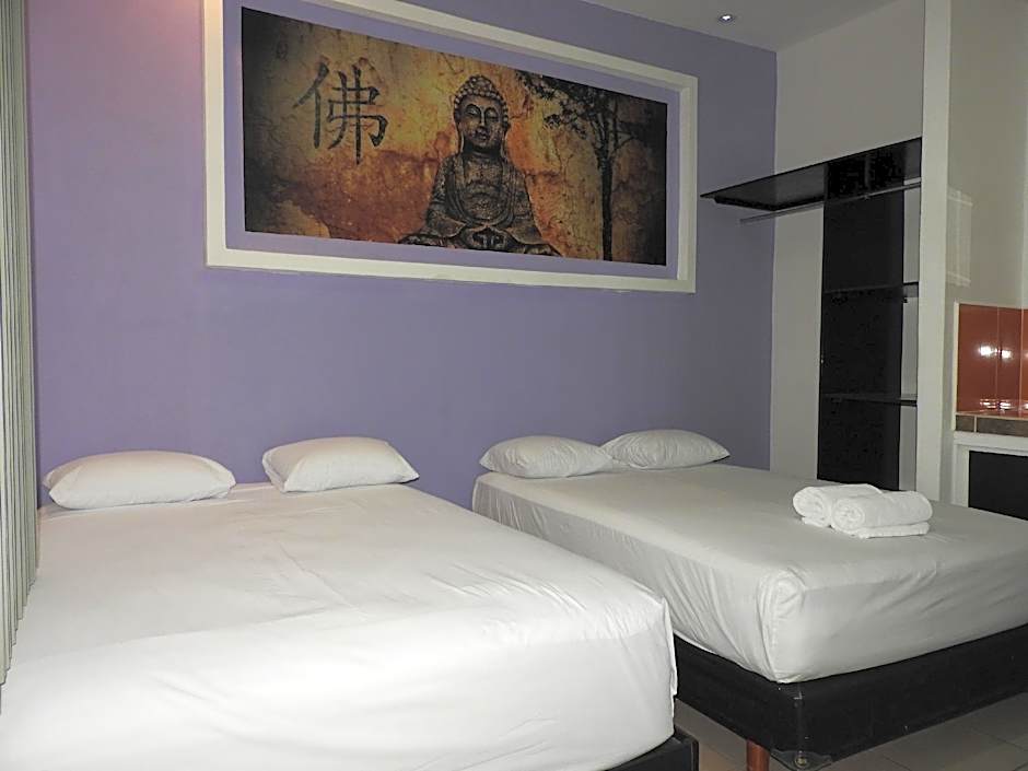 Easy Hotel