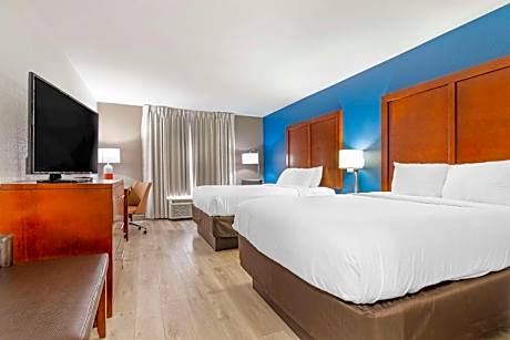 2 Queen Beds Nonsmoking