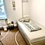 New Hostel Berlin Mitte - Free tea and coffee are provided around the clock