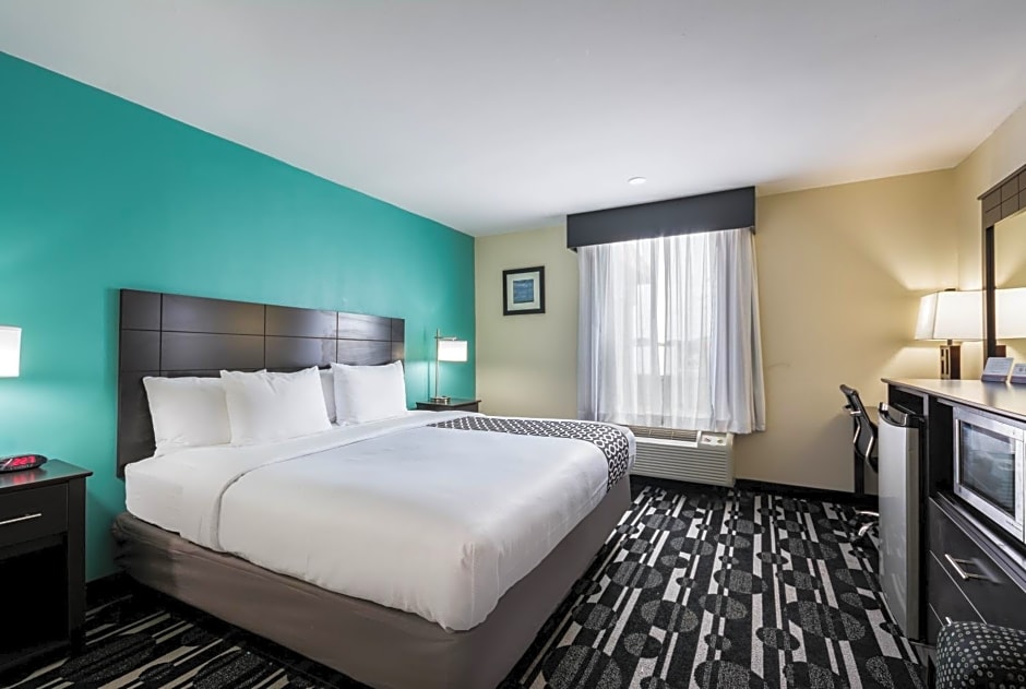Days Inn by Wyndham Oklahoma City Bricktown