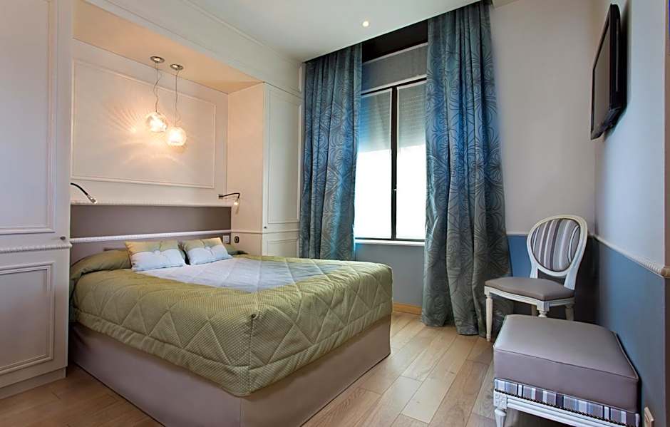 Hotel Daumesnil-Vincennes