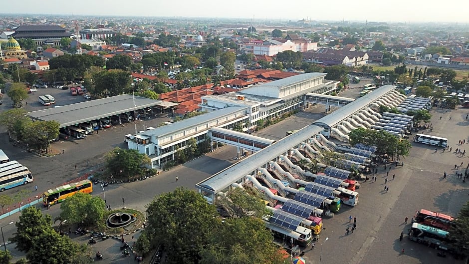 Castle Residence Syariah Redpartner – Surabaja, IL