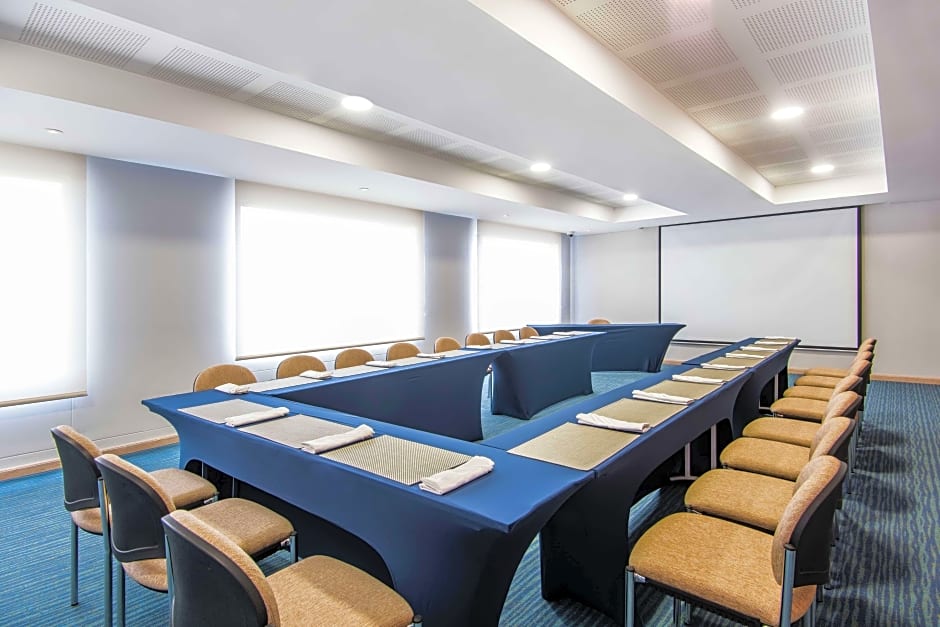 Hampton Inn by Hilton Cucuta