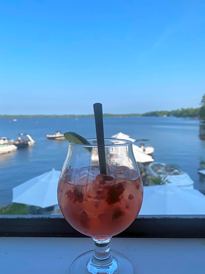 Blue Spruce Bed and Breakfast Muskoka