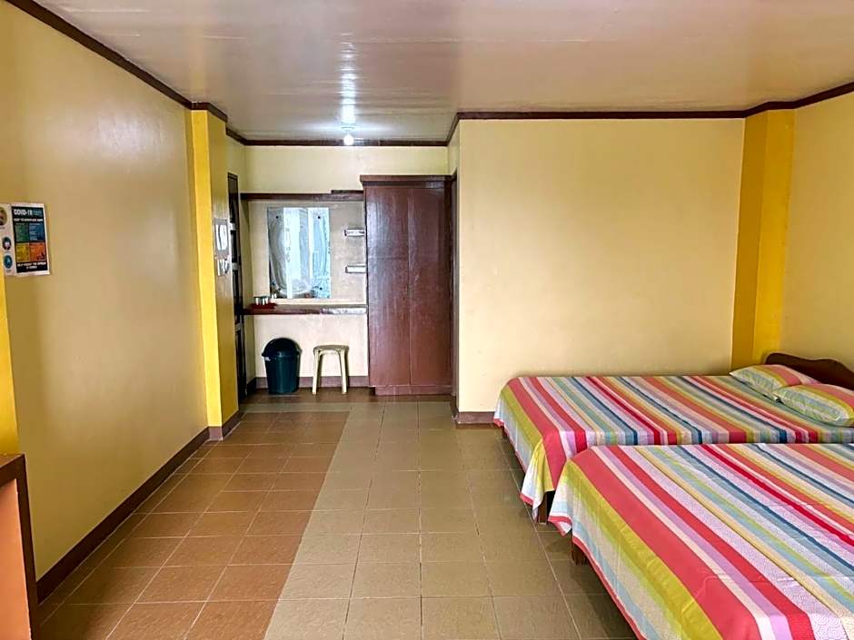 White Beach Hotel Puerto Galera powered by Cocotel