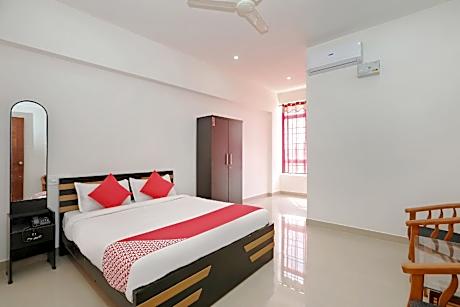 OYO 28369 Green Valley Residency