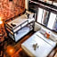 Carnarvon Antique Loft