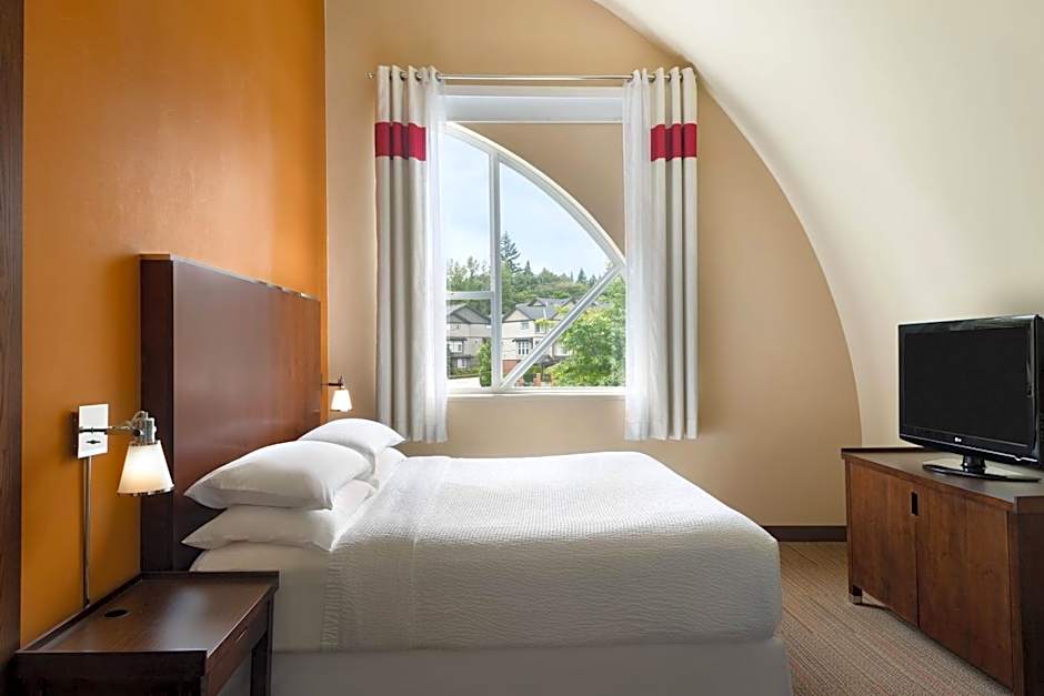 Four Points By Sheraton Surrey