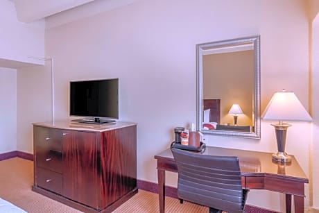Standard Double Room with Two Double Beds - Non-Smoking/Interior Halls