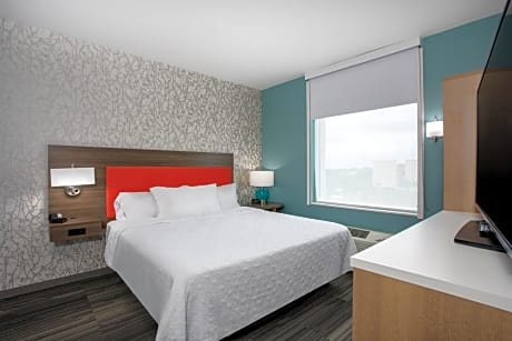 1 King Bed 1 Bedroom Suite