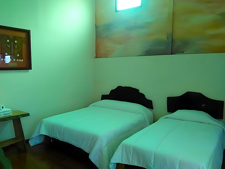 Kuching Waterfront Lodge