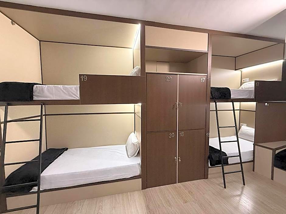 Hostel TKH-Rooms Mate