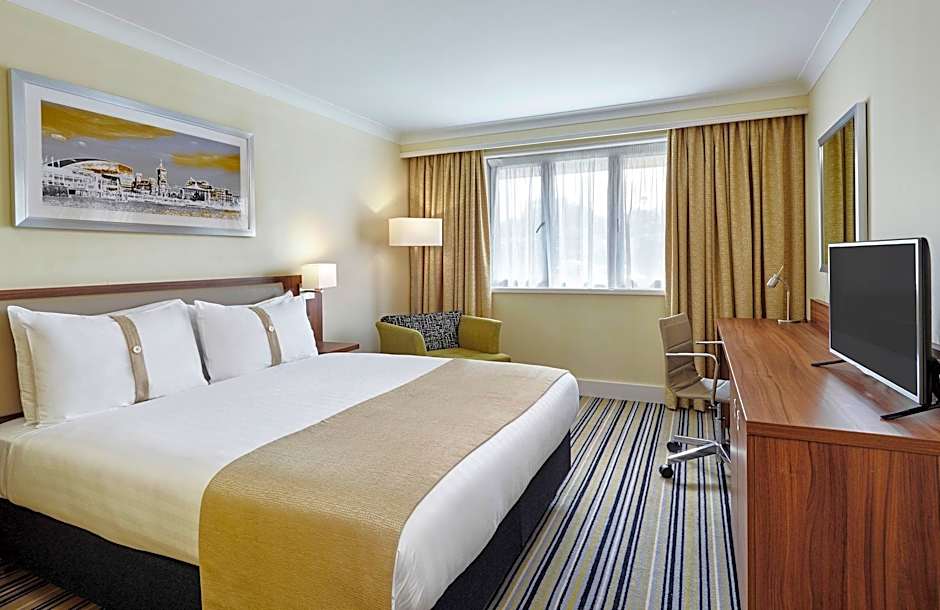 Holiday Inn Cardiff - North M4 By IHG