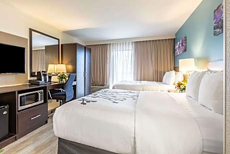 2 Double Beds, Nonsmoking, Upgrade Efficiency