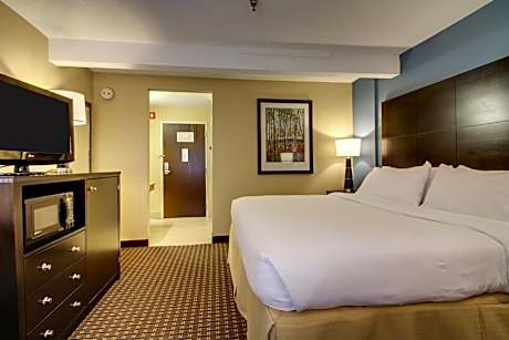 Standard King Room with Accessible Tub - Mobility Access