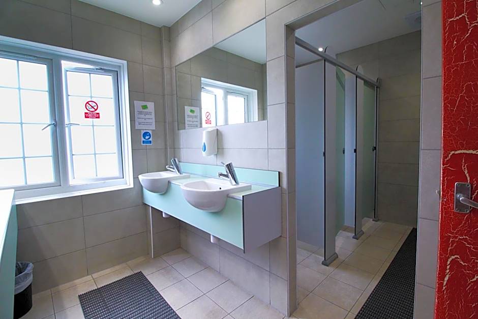 London Backpackers Youth Hostel 18 - 35 Years Old Only