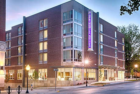 SpringHill Suites by Marriott Bloomington