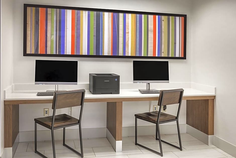 Holiday Inn Express South Portland, an IHG Hotel