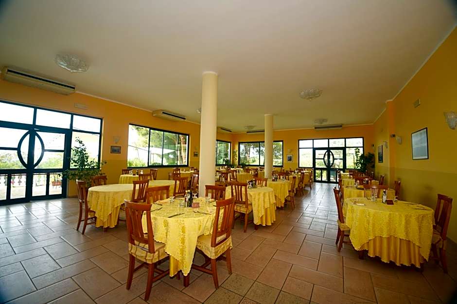 Villaggio Pineta Petto Bianco