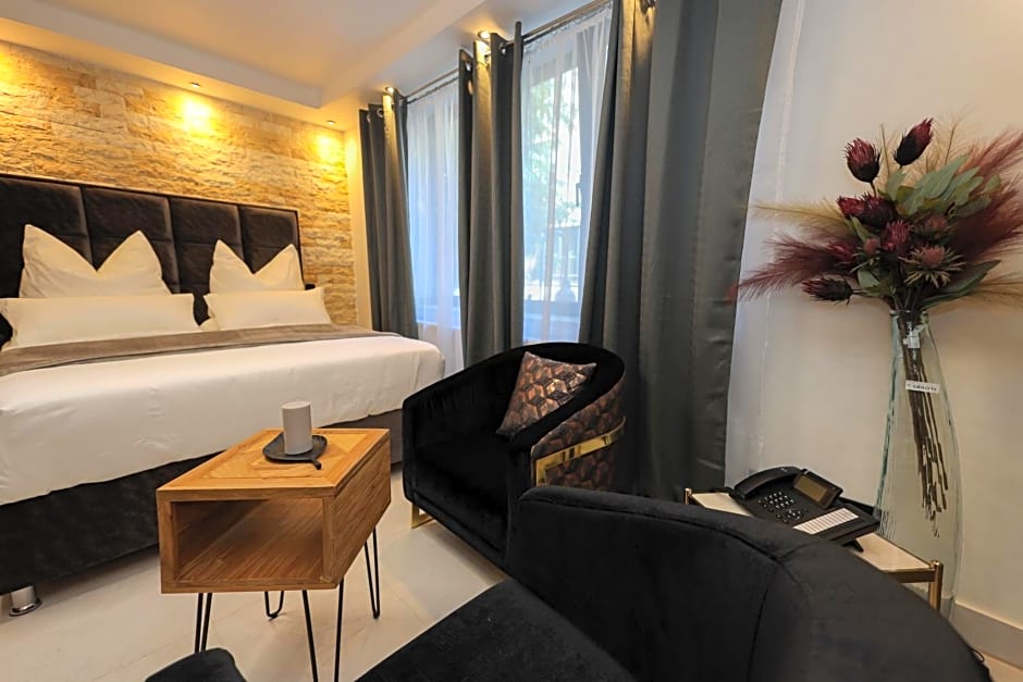 Suites Aix la Chapelle, Exclusive Apartments, Wellness and more, Aachen City