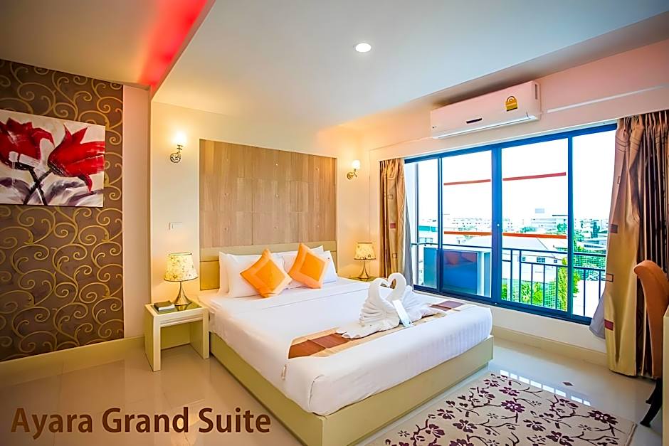 Ayara Grand Palace Hotel