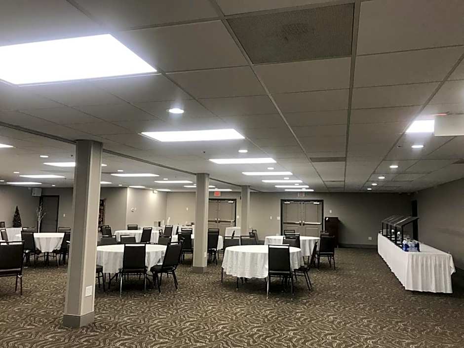 Country Inn & Suites by Radisson, Fargo, ND