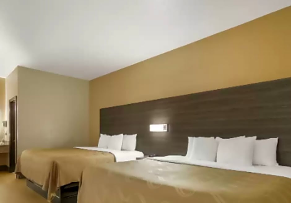Foto 1 von 7 von 2 King Beds Suite