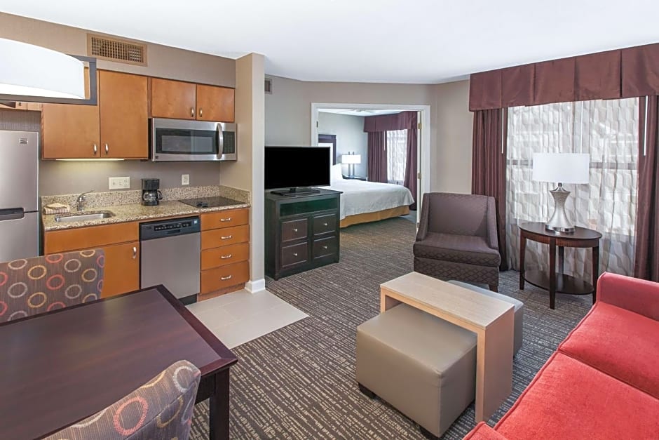 Homewood Suites by Hilton Indianapolis At The Crossing
