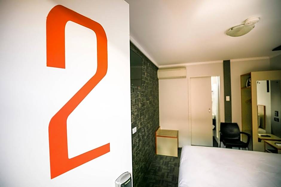 Nightcap at Jamison Hotel