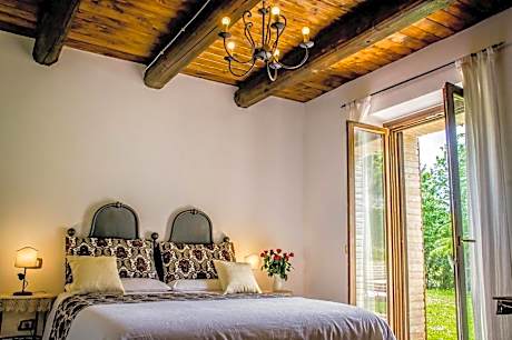 Junior Suite with Garden View