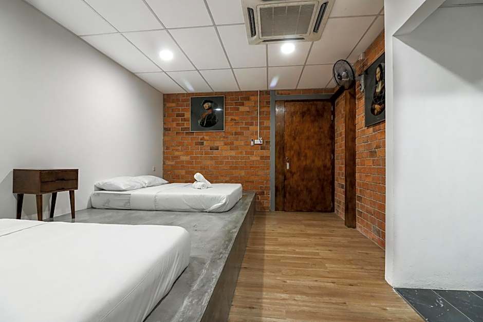 UrbanStay Industrial