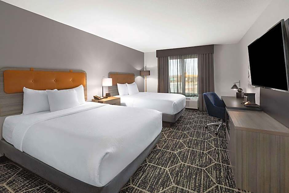 La Quinta Inn & Suites by Wyndham Meridian